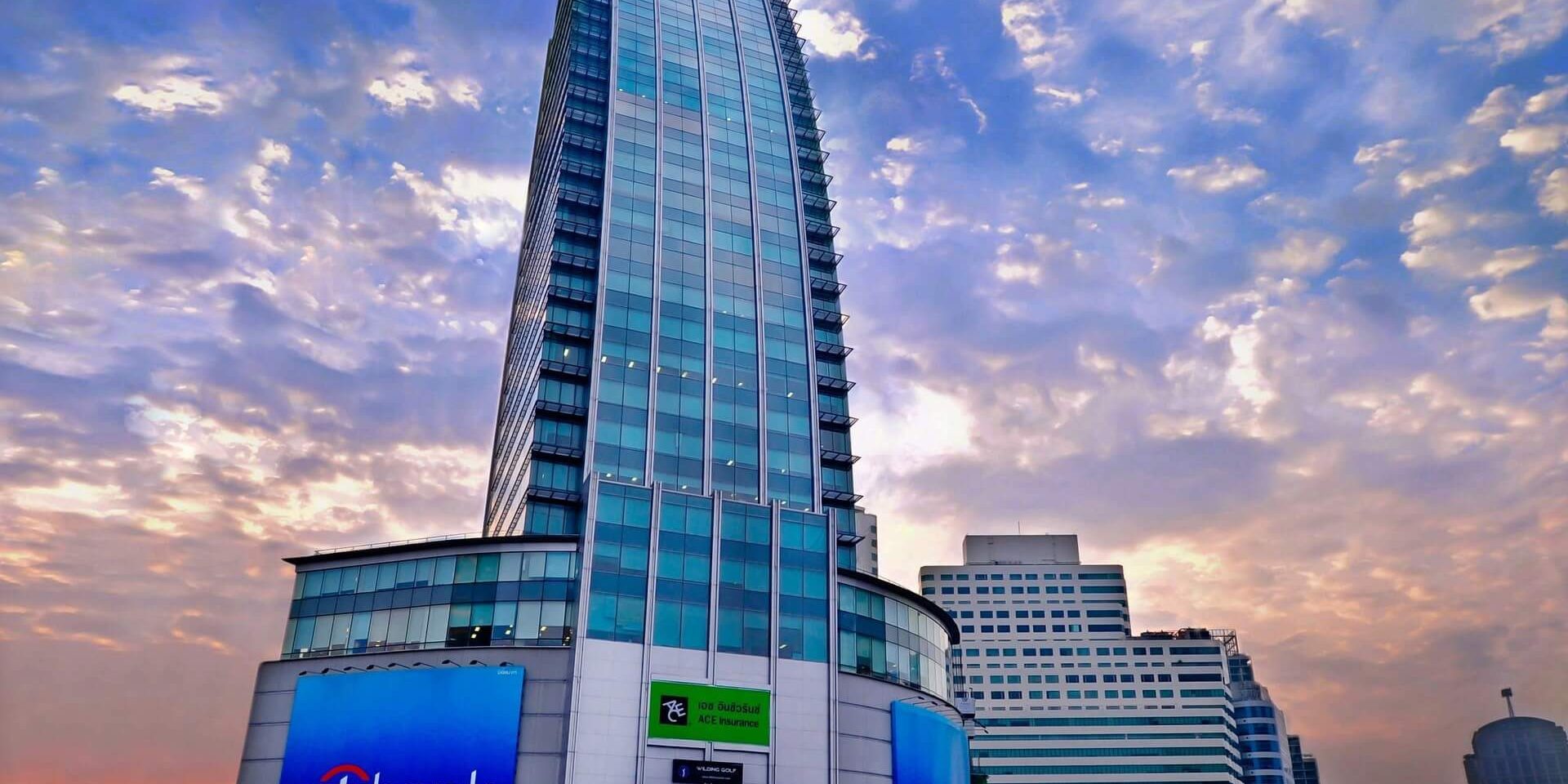 อาคารสํานักงานให้เช่า ออฟฟิศให้เช่า สุขุมวิท อโศก  อาคารอินเตอร์เชนจ์ 21 Interchange 21 