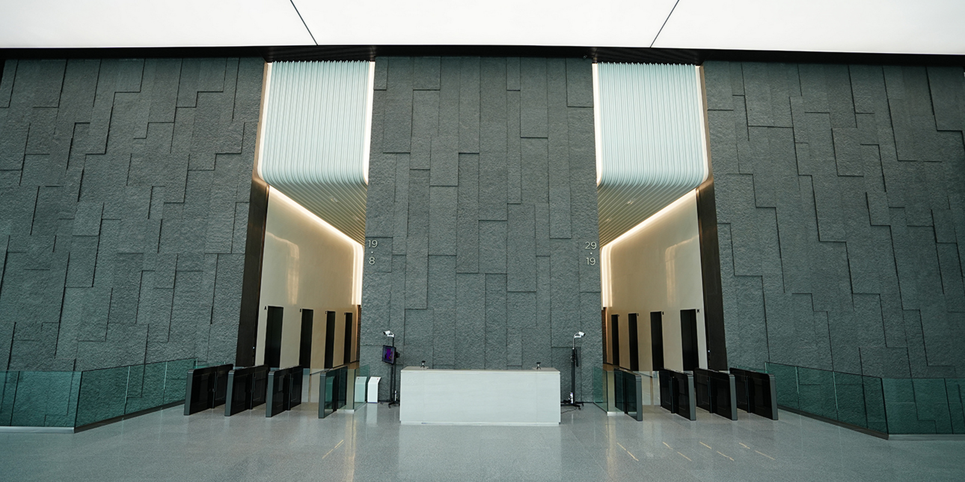 อาคารสํานักงานให้เช่า ออฟฟิศให้เช่า สุขุมวิท เพลินจิต อาคารโอ-เนส ทาวเวอร์ O-NES Tower